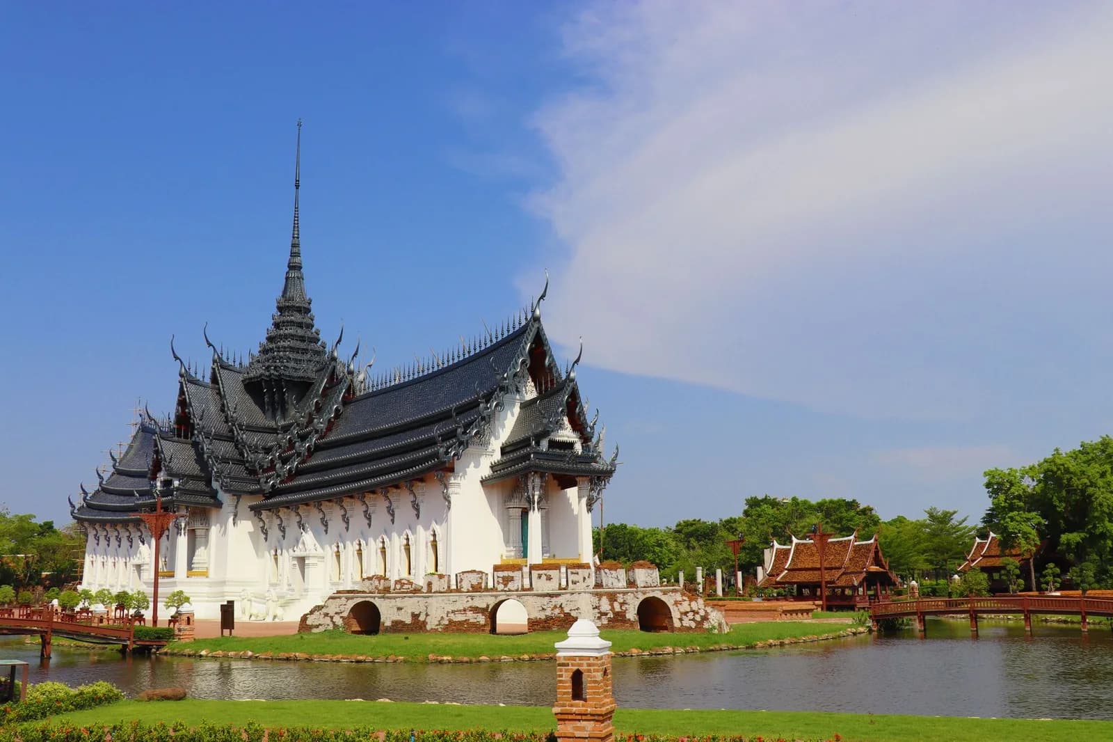 Ayutthaya Thailand destination image