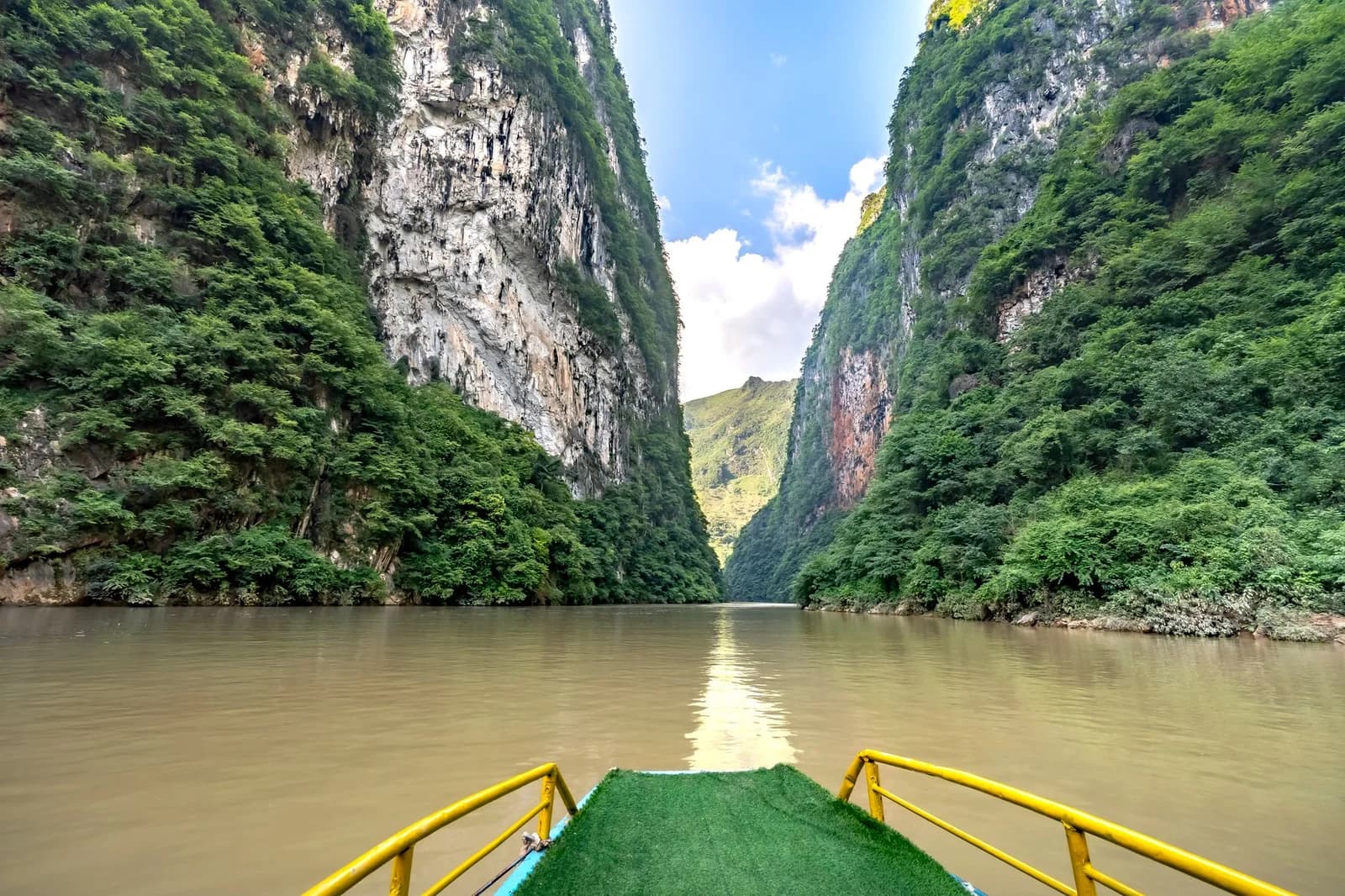 Phuket Private Yacht Charter in Thailand